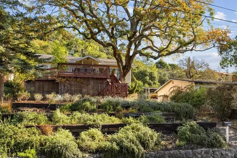 1428 Maxwell Ave, Napa, CA 94559