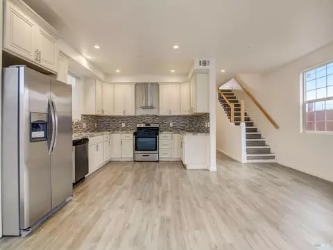1243 Battery St, Richmond, CA 94801
