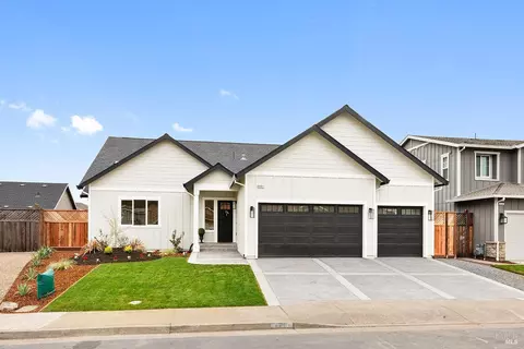 4681 Lambert Ct, Santa Rosa, CA 95403