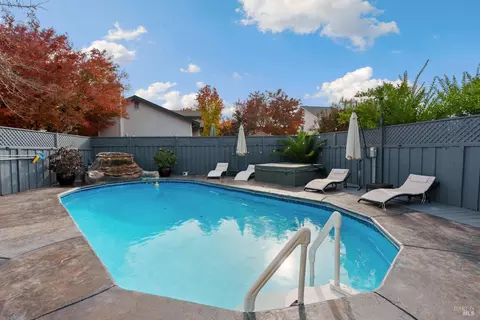 1068 Matthew Ct, Windsor, CA 95492 photo 31