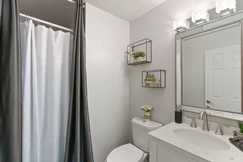 1068 Matthew Ct, Windsor, CA 95492 photo 24