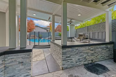 1068 Matthew Ct, Windsor, CA 95492 photo 32