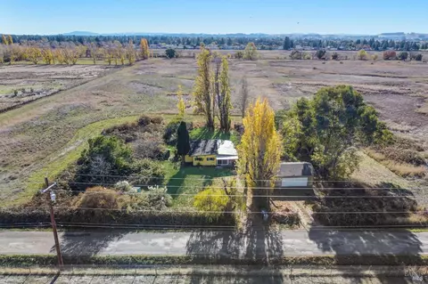 286 Horn Ave, Santa Rosa, CA 95407