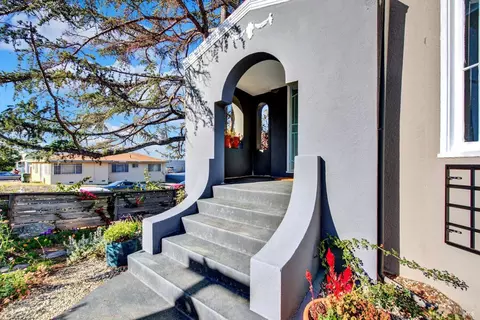 202 Alabama St, Vallejo, CA 94590 photo 2