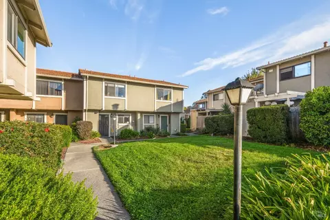 2529 Vallejo St, Santa Rosa, CA 95405