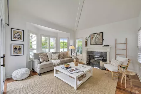 51 Mariners Cir, San Rafael, CA 94903 photo 4