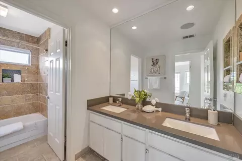 51 Mariners Cir, San Rafael, CA 94903 photo 24