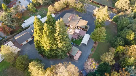 6023 Lone Pine Rd, Sebastopol, CA 95472