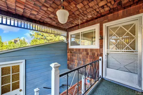 Exterior - 218 Buck Ave, Vacaville, CA 95688 photo 15 of 22