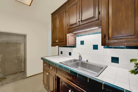 Kitchen - 218 Buck Ave, Vacaville, CA 95688 photo 4 of 14