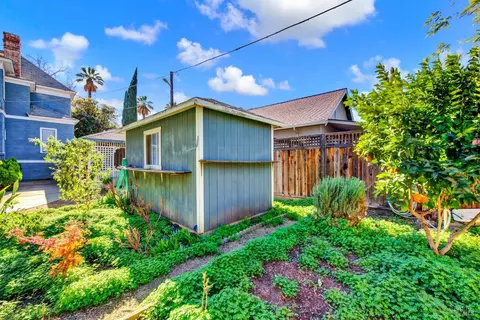 Exterior - 218 Buck Ave, Vacaville, CA 95688 photo 21 of 22