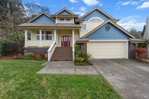 119 Dawn Pl, Petaluma, CA 94952