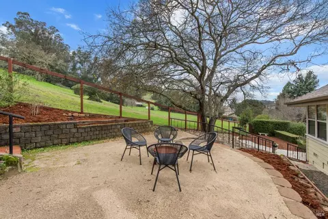 119 Dawn Pl, Petaluma, CA 94952 photo 31