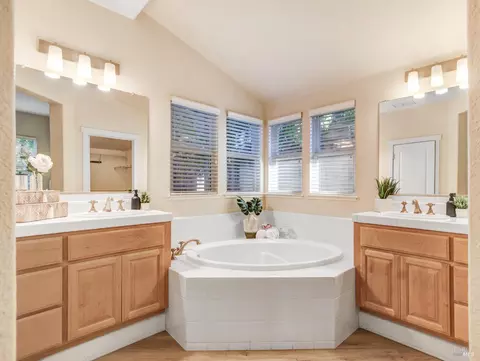 369 Brockman Ln, Sonoma, CA 95476 photo 22