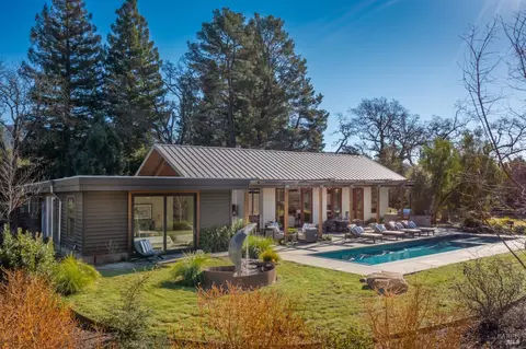 1002 La Grande Ave, Napa, CA 94558