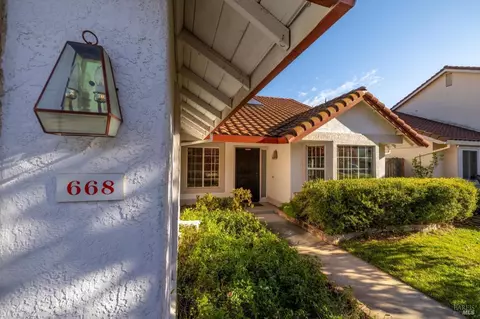 668 Rambleton Dr, Vacaville, CA 95688 photo 6