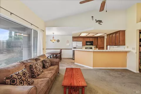 668 Rambleton Dr, Vacaville, CA 95688 photo 19