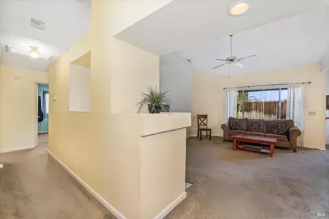 668 Rambleton Dr, Vacaville, CA 95688 photo 22