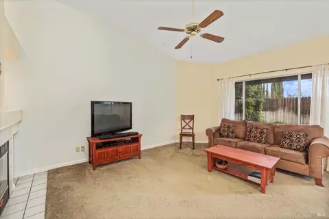 668 Rambleton Dr, Vacaville, CA 95688 photo 21