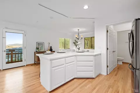 29 Summit Rd, San Anselmo, CA 94960 photo 17
