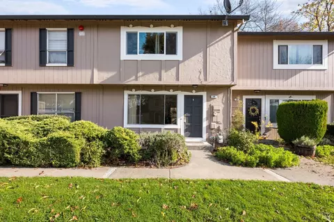 318 Algiers Ct, Santa Rosa, CA 95409