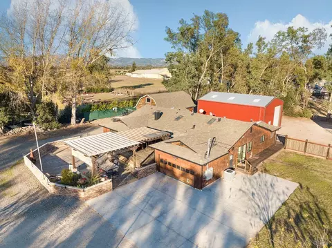 23210 Arnold Dr, Sonoma, CA 95476