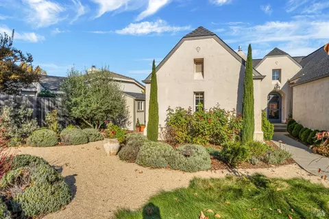 14 Easley Ct, Napa, CA 94558