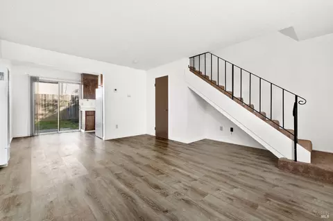 7640 Bately Ct, Sebastopol, CA 95472 photo 4