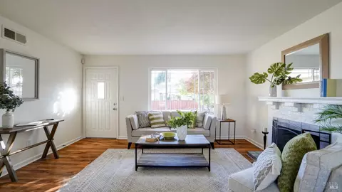 988 Marigold Dr, Vallejo, CA 94589 photo 11