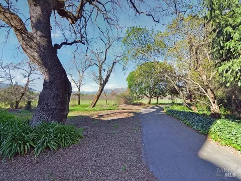 109 Vineyard Cir, Sonoma, CA 95476 photo 25