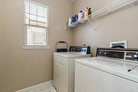 8456 Bennington Ct, Vallejo, CA 94591 photo 33