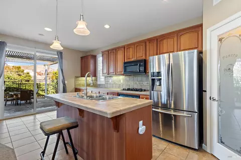 8456 Bennington Ct, Vallejo, CA 94591 photo 16