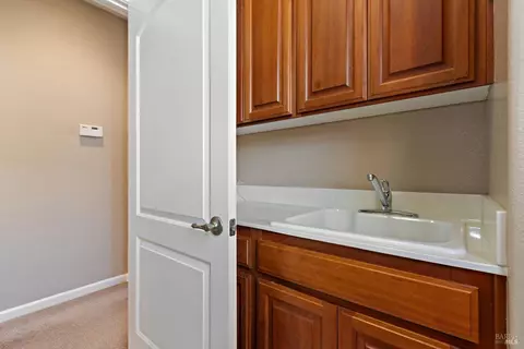 8456 Bennington Ct, Vallejo, CA 94591 photo 40