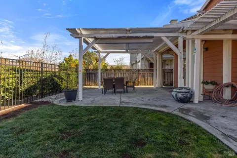 8456 Bennington Ct, Vallejo, CA 94591 photo 39
