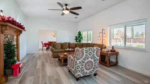 1489 E Tabor Ave, Fairfield, CA 94533 photo 11