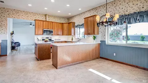 1489 E Tabor Ave, Fairfield, CA 94533 photo 23