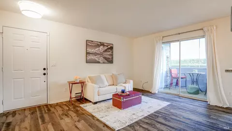 381 Lighthouse Dr, Vallejo, CA 94590 photo 9