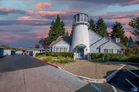 381 Lighthouse Dr, Vallejo, CA 94590 photo 3