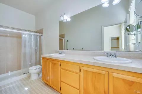 455 Gamay Dr, Cloverdale, CA 95425 photo 8