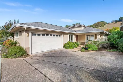 737 Deer Valley Rd, San Rafael, CA 94903