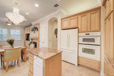 1108 Waltz Ct, Vallejo, CA 94591 photo 8