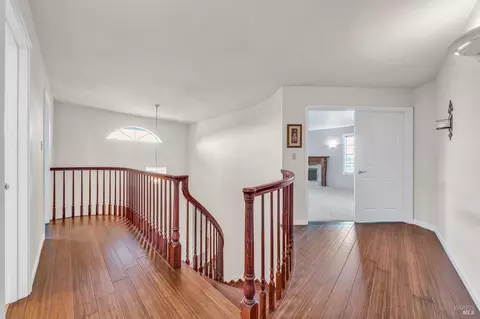 Entry Way - 101 Michele Ct, Vallejo, CA 94591 photo 4 of 4