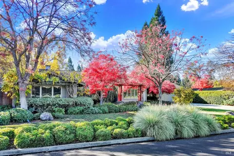 3164 Roundhill Rd, Alamo, CA 94507