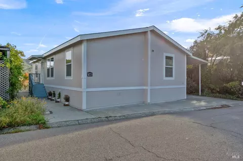 76 Yosemite Rd, San Rafael, CA 94903