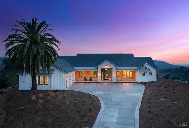 5466 Dana Dr, Santa Rosa, CA 95404
