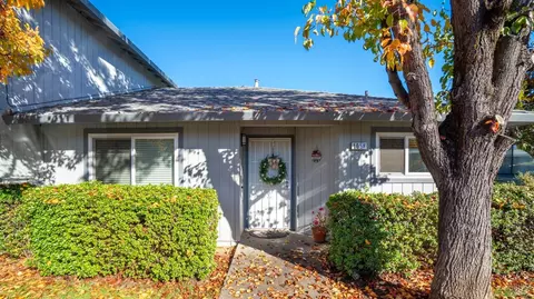 105 Elbridge Ave #F, Cloverdale, CA 95425