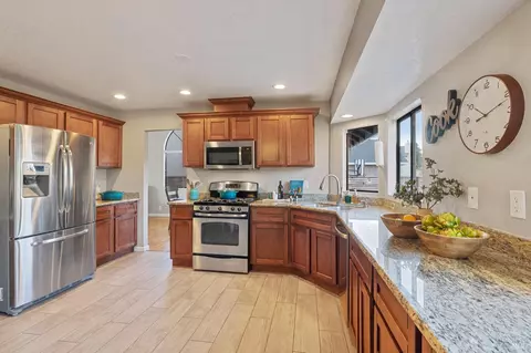 9447 Jessica Dr, Windsor, CA 95492 photo 16