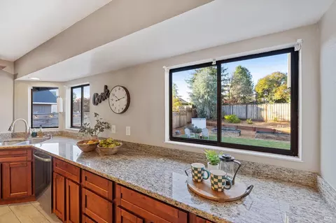 9447 Jessica Dr, Windsor, CA 95492 photo 19
