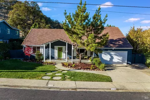 312 Lindsey Dr, Martinez, CA 94553