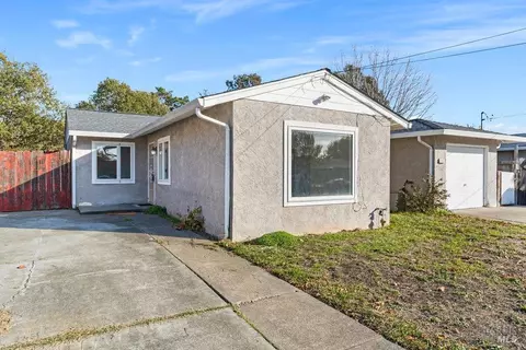 207 Carolyn Dr, American Canyon, CA 94503